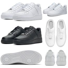 07 Zwart Wit Low One Casual Shoes gratis verzending heren dames AF 1 sneakers platform skate sneakers panda low drievoud