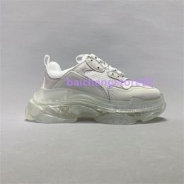 triple s chaussures de sport designer hommes femmes baskets à plateforme noir blanc beige gris foncé orange vert kaki rouille rose Bred argent baskets pour hommes jogging marche k22