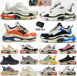 Triple S Homens Mulheres Designer Sapatos Casuais Plataforma Sneakers 17fw Clear Sole Preto Branco Cinza Vermelho Rosa Azul Royal Verde Mens Treinadores Jogging 2242 2265