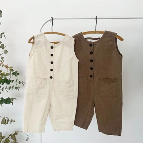 Pantalon 1566c enfants coréens vêtements de garçon d'une pièce globale en une pièce mode d'été mode mignon petit bouton de combinaison de combinaison pantalon décontracté