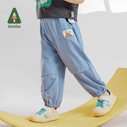 Pantalon Amila2024 Été Nouveau pantalon pour enfants garçons Couleur solide Patchwork Cartoon broderie Decorative Worker Costume Foot Pantsl2405
