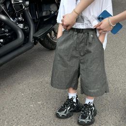 Pantalon shorts garçons 2024 Summer de style coréen Tous correspondent à une couleur solide simple pantalon capri pantalon décontracté enfants bas