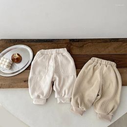 Pantalon Ins 2024 hiver né garçons pantalon coton Plus velours épais chaud Stretch bébé Vintage polyvalent enfant en bas âge garçon survêtement