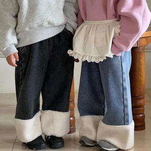 Pantalones Vaqueros para niños Ropa para niños coreanos 2024 Pantalones de invierno Casual Plus Fleece Pierna ancha Chica