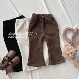 Broek Korea Meisjes Lente en Herfst Corduroy Broek 18M-8Y Baby Flare Losse Broek Kinderen Katoen Pit Strips Broek 231021