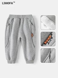 LJMOFA Merk Kinderbroeken voor jongens Herfst Winter Fleece Verdikking Sport Casual Lange Broek 2-8Y Kinderen Babykleding Broek D333 231204