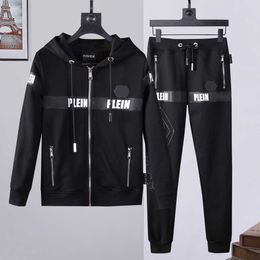 PANTALON PLEIN BEAR JACKET Hommes HOODIE CRYSTAL SKULL Survêtement Hommes Sweats à capuche Survêtements décontractés Jogger Vestes Pantalons Ensembles Costume de sport 741622MPY IFLV