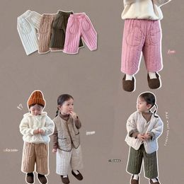 Broek Winter Dikkere kinderbroek Korea Kinderjas Katoen Pluche Meisjes Effen Kleur Casual broek Kinderkleding 231108