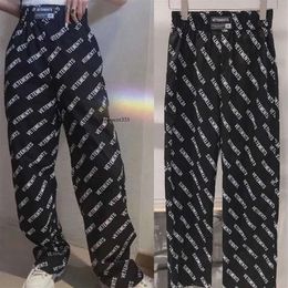 pantalon concepteur féminin homme plein femmes femmes de haute qualité streetwear vetements pantalon droit tissu vtm pantalon x0721198j