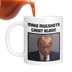 Trump geeft nooit over mok mokken foto grappige koffiekopje voor sap whisky 240407