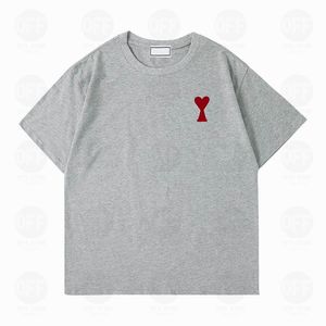 Camiseta Amis para hombre para mujer Diseñadores Camisetas Amis Paris Camiseta Hip Hop Impresión de moda Manga corta Hombre de alta calidad Camiseta Polo Chothes Play Tees Corazón rojo 9636