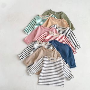 T-shirts Vêtements pour bébés Toddler Boy Coton Manches longues Printemps Automne Tenues Fille Bébé Solid Bottoming Shirt Kid Striped Tees 230601