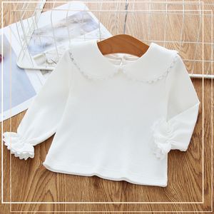 T-shirts Wit kant shirt voor geboren baby meisjes ronde kraag lange mouw truien Lente herfst peuter bodem kinderen doek 230601