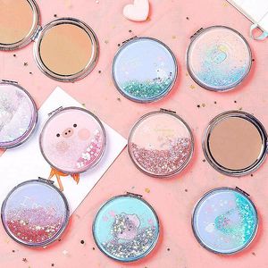 TSHOU105 Fashion 2face Mini Pocket Makeup Mirror Creatieve Cosmetische compacte spiegels met stromende sprankelende zandcartoon 240409