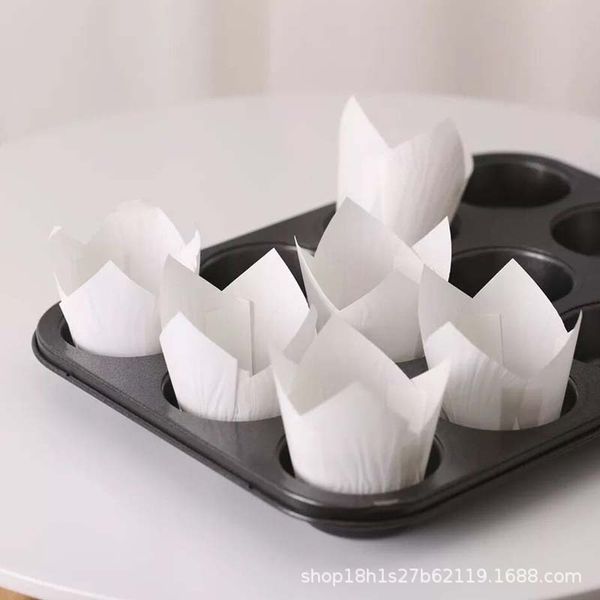 Tulip Paper Cupcake Baking Cups Jetable Oil Paper Tray Wholesale