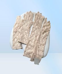 Gants en tulle pour femmes Designer Dames Lettres Imprimer Brodé Le Blk Beige Moufles de conduite Ins Mode Gant de fête mince 2 Taille8689010