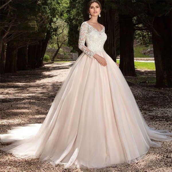 Tulle À Manches Longues Blush Couleur Robe De Mariée Col En V Robe De Bal Appliques Dentelle Casamento Robes De Mariée Illusion Retour robe de noiva263T