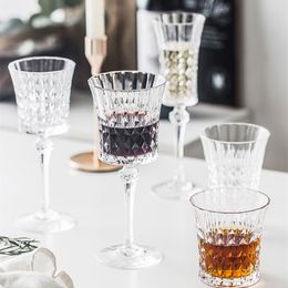 Tumblers 150280 ml Romantische liefde serie Goblet Crystal Vintage Red Wine Glass Champagne Whisky Cup Fans Holiday Gift Flat 230413