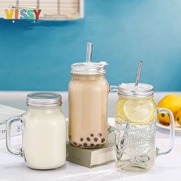 Gobelets 1PC Mason Jar Tasses avec Poignées Bouteille En Verre À L'ancienne Jus Boire De L'eau Claire Avec Couvercle Paille Drinkware Tasse 230413