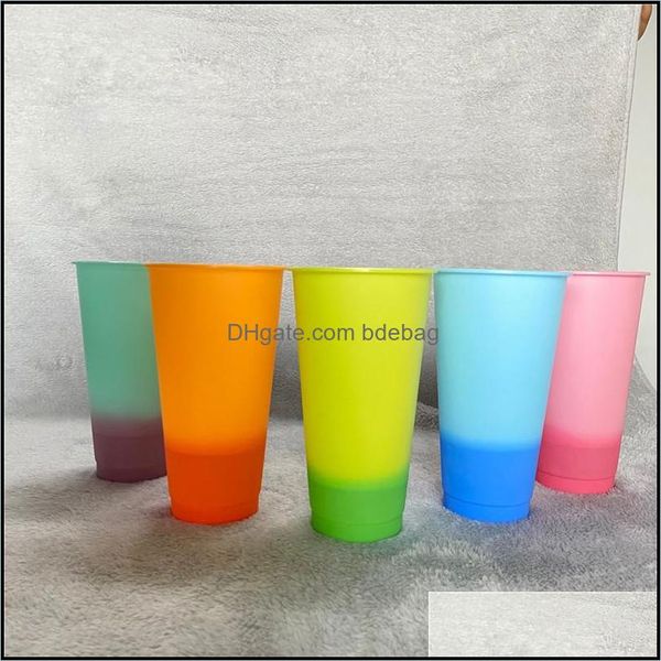 Vasos 24oz Taza que cambia de color Vasos para beber de plástico con tapa y colores St Candy Bebidas frías reutilizables Café mágico Tazas de cerveza Dhzor