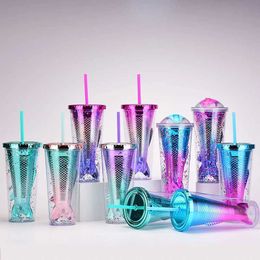 Tumblers 350 ml 12oz Dubbele gelaagde gradiënt Schoonheid Visstaart Straw Cup Vergelijkend Glitter Rinking Tumbler For Kids Party Gift H240425