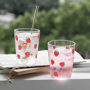 Gobelers 400 ml mignon motif de fraise tasses en verre résistantes à la chaleur jus de café d'eau potage tasse de petit déjeuner avoine tasse de lait h240425