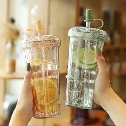 Gobelets 520ML Glitter Bouteille d'eau Double couche Tumbler avec des bouteilles de paille pour les filles Bubble Tea Cup Drinkware Tasses étanches 231013