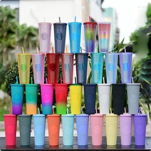 Gobelers 61 couleurs tasses à double paroi 24oz parsemées avec paille de couvercle réutilisable 710 ml en plastique radieux tasses froides diamant en forme de durian