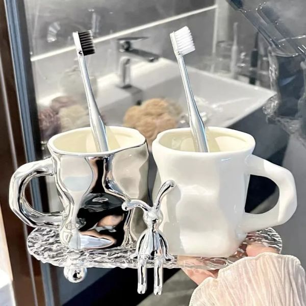 Tumblers Tasse de brosse à dents en céramique de haute qualité, ensemble de Couple, tasse de lavage électrique en argent avec plateau en verre, décoration de lapin, accessoires de salle de bains, nouveau