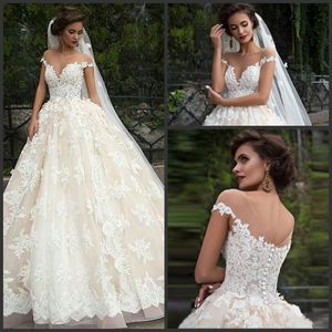 Turkey Ball Vintage Robe mariage au large de l'épaule Princesse Liban Illusion Jewel Nou Lace Appliques Arabe Bridal Robe Vestidos de Soiree