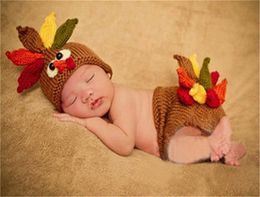 Costume de conception de dinde Chatte des filles chapeau et couches ensembles de crochet de crochet pour le nouveau-né la robe bébé accessoires en tricot PO Studio1679289