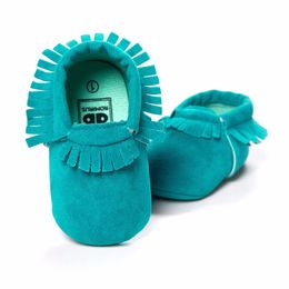 Turquoise Bébé Garçon Chaussures À La Main Doux Antidérapant Nouveau-Né Premiers Marcheurs Footie Toddler Chaussettes Bebe Mocassin PU Cuir Prewalkers 210413