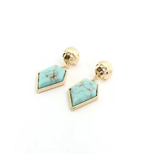 Turquoise Pack Rhomb Stud Dangle Chandelier Boucles d'oreilles Perles Party Favor Pierre précieuse de guérison en forme de coeur sculptée Pierres de souci Polies Bijoux Accessoires