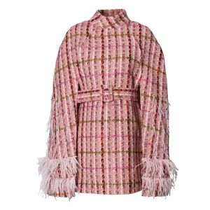 Col roulé Cape Manches Taille Haute Avec Ceintures Printemps Patchwork Plumes Diamants Plaid Femmes Manteaux De Mode Survêtement 210510