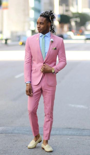 Tuxedos Nouveau populaire One Button Pink Groom Tuxedos Peak Lapel Groomsmen Mens Suits Wedding / Prom / Dinner Blazer (veste + pantalon + cravate) K505