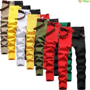 Deux couleurs épissées dans un jean pour hommes pantalon décontracté et short rouge vert jaune en jean 2838 240422