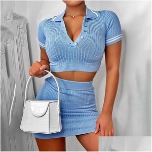 Tweedelige jurk 2 stks sets Sets korte mouw Casual bodycon outfits knop CREAG TOP BREBBED RIBBED FASHOUD VROUWEN ROK COM-RECTROT SET DROP DEL DHYQV