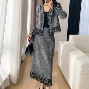 Robe de deux pièces Automne Élégant 2 Ensembles Gland Femmes Tenues Manteaux Blazer Costumes Stylilsh Veste Courte Manteau Taille Haute Jupes Crayon