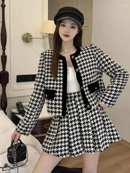 Vestido de dos piezas Otoño Mil Bird Checker Abrigo de lana Conjunto de manga larga Cardigan Top Cintura alta Falda plisada 2023 Moda Mujer Vintage