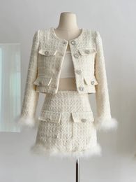 Tweedelige jurk herfst winter Franse vintage 2-delige sets Tweed jasje korte jas veren splitsen blazer minirok met hoge taille 231205