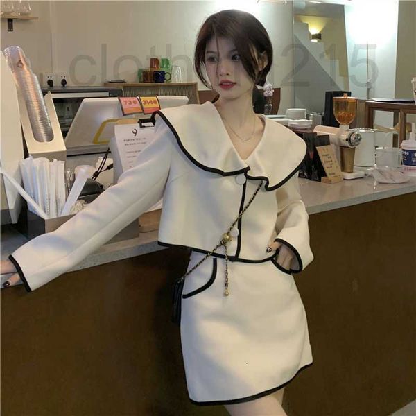 Designer de robe à deux pièces 2022 Spring Nouveau coréen INS CONTAST CONTASMENT COLLER COLLAR COLLAIRE SMALLE STAPE SUIT OPGN