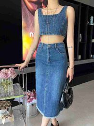 Tweedelige Jurk Designer 2023 Zomer Klassieke Driehoek Embleem Denim Korte Mouwloze Tank Top Vest Lange Rok Set Art Slim UE9H