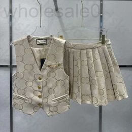 Deux pièces robe designer luxe impression gilet jupe femmes été sans manches chaîne gilet sexy plissé bouton en métal chemise kilt 2 ensemble IMOR