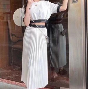 Tweedelige jurk Designer damessets Lente zomer shirt met korte mouwen Fishtail rokset Ins Wear