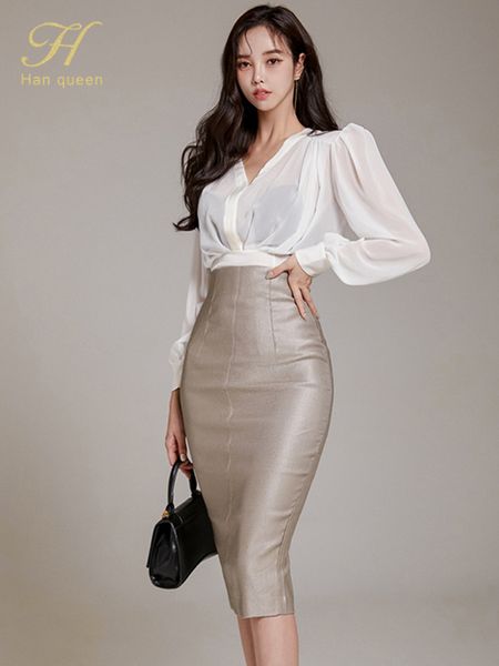 Robe de deux pièces H Han Queen 2 Pieces Set Femmes Blanc Vneck Top High Taist Pu Leather Jirts Casual Simple Office Lady Jupe Suit 220827