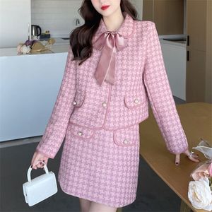 Robe de deux pièces Haute Qualité Vintage Poule Tweed Costumes Femmes Bow Veste Courte Manteau Aline Mini Jupe Ensembles Deux Pièces Tenue Français 220906