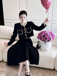 Robe de deux pièces Insozkdg Femme Jupe Ensembles Solide O-Cou Poches Plein Manteau Jupes Plissées Vintage Coréen Mode Femmes Outifits