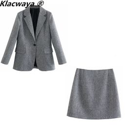 Tweede stuk jurk Klacwaya Women Fashion tweedelige set vintage enkele knop lange mouw geruite blazer vrouwelijke hoge taille a-line rokpak 230302