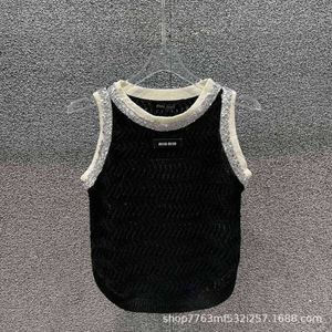 Tweede stuk jurk niche design trendy merk kraal geborduurde decoratief gebreide vest