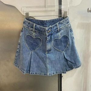 Tweede stuks oversized love denim zoete korte rok vrouwen zomer hoge taille bedekken kruis shows slank een lijn jong meisje y2k halve broek 230630